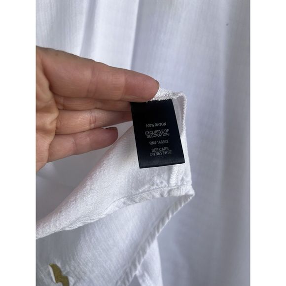 Torrid Drop Shoulder Button Front Top - Size 2X - Lightning White - Picture 10 of 10